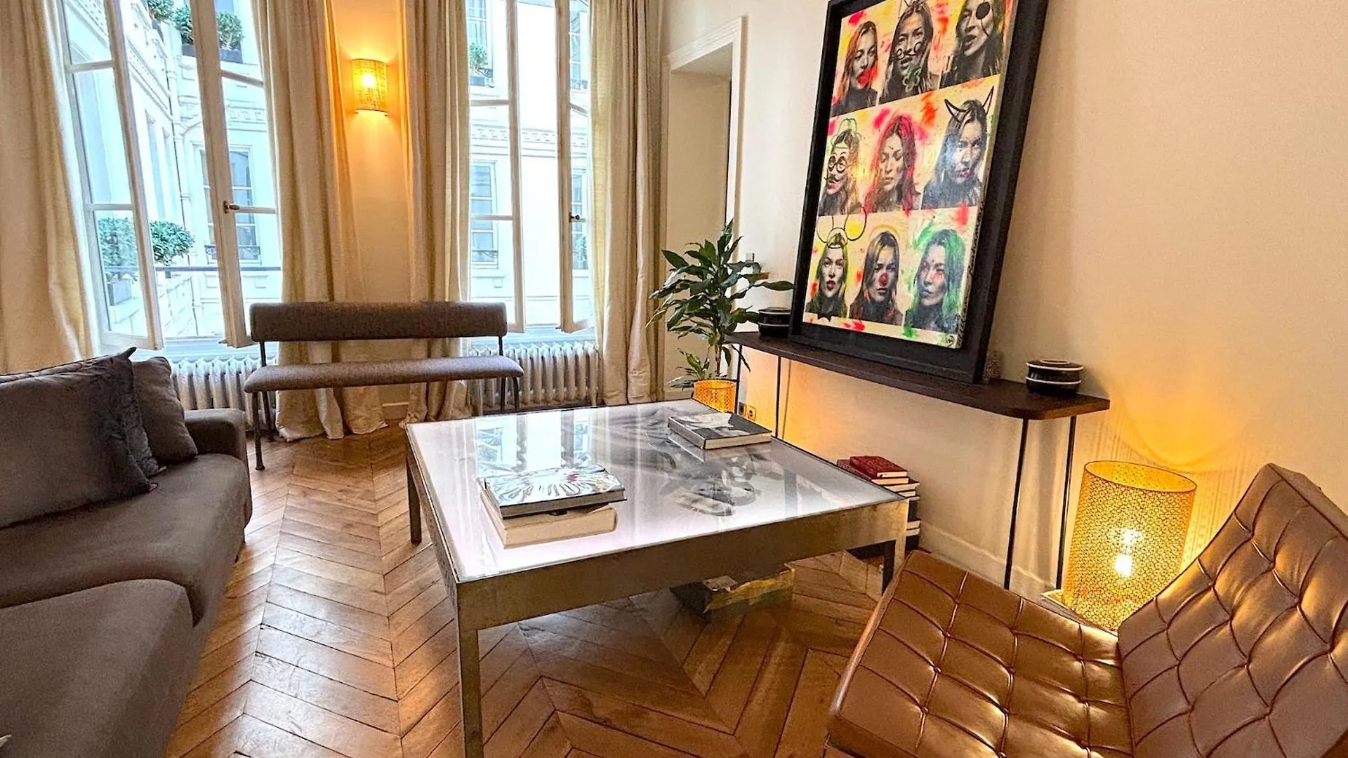 L'Appartement Honore Paris 0*,